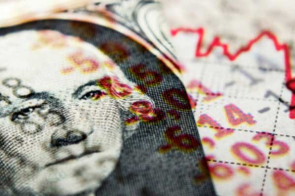 李迅雷谈促进服务消费：建议放松喝酒范围限制，提振酒业发展